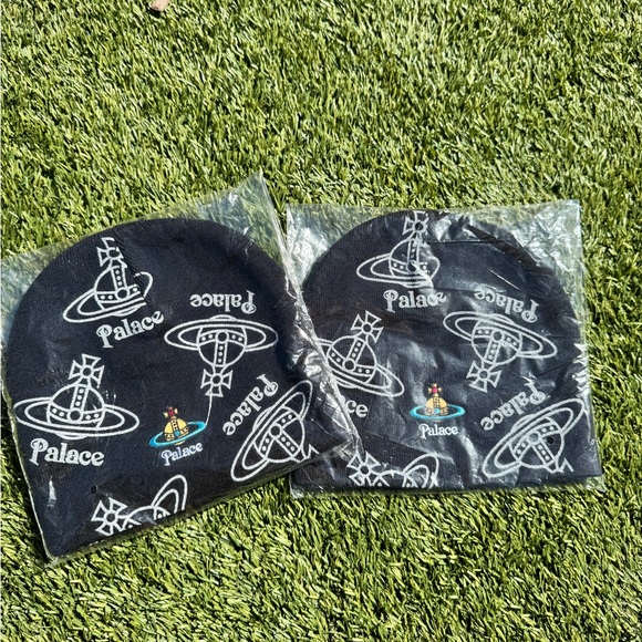 PALACE Beanie - Picture 1 of 3